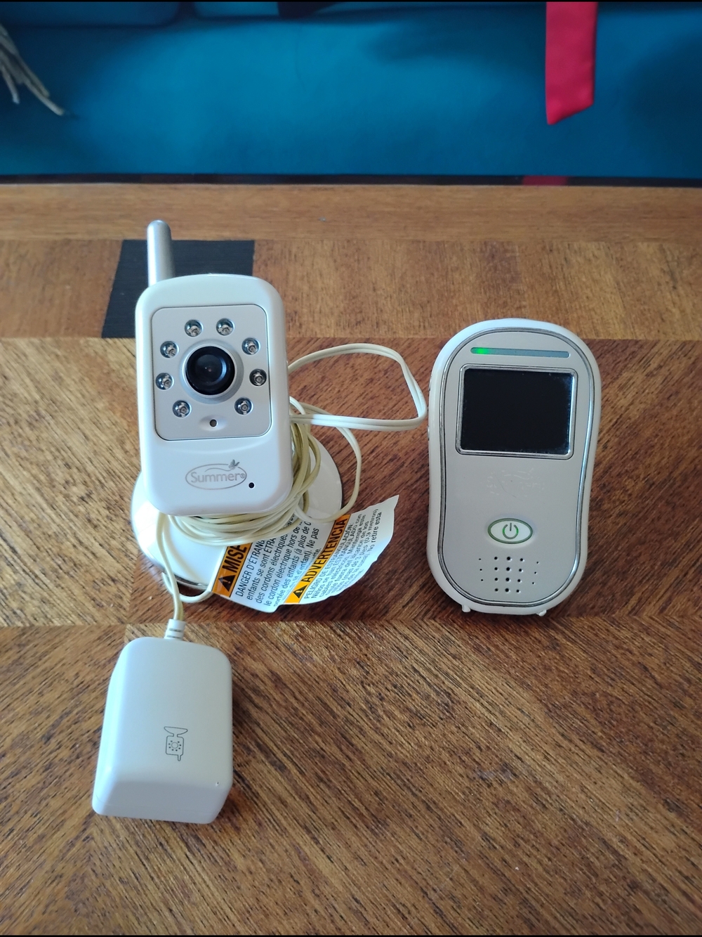 Summer Infant White Baby Monitor Camera and Parent Unit